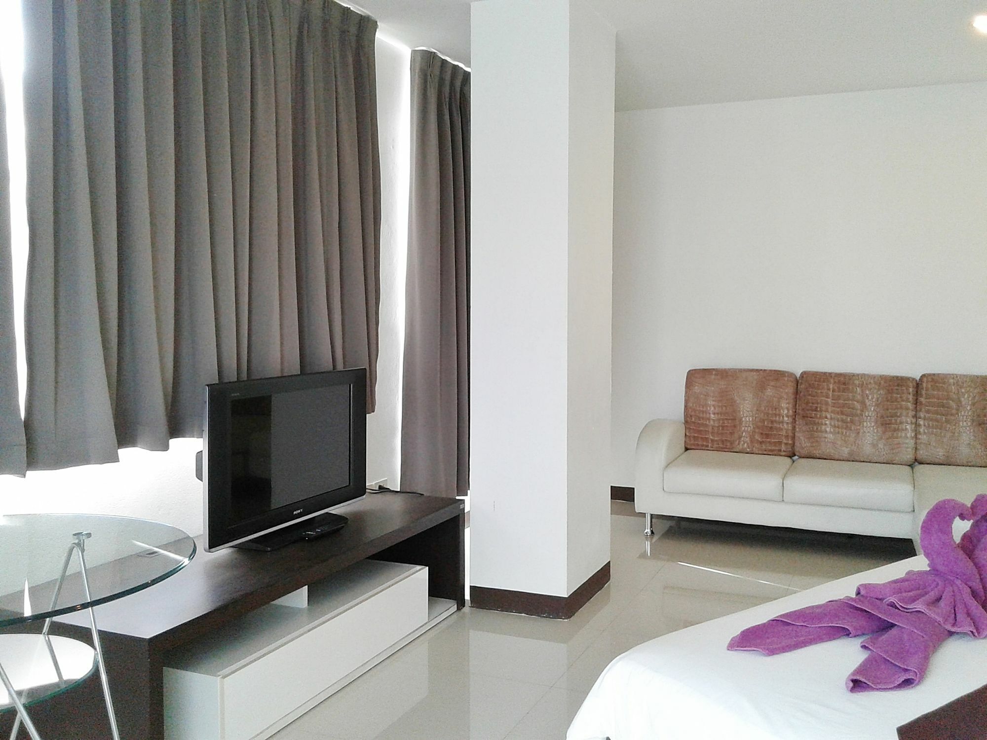 Grand Residence Jomtien Exterior foto